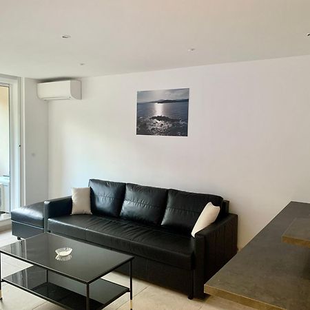 Grand Studio Standing Avec Terrasse Et Parking Сент-Максім Екстер'єр фото